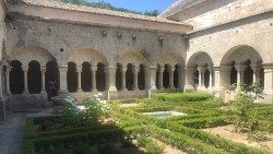 Vie consacrée: le défi du vivre ensemble